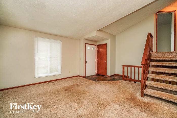 6769 Alexdon Ct - Photo 3 of 15