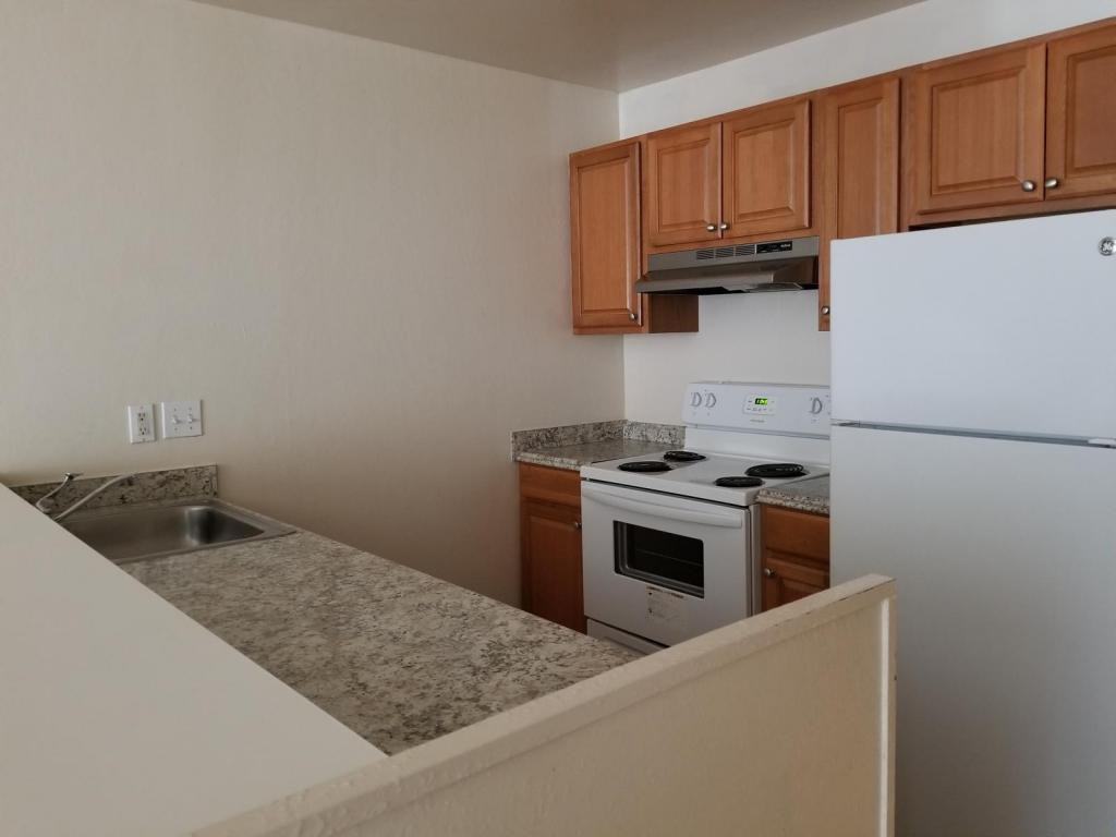 7940 Brentwood Blvd - Photo 5 of 6