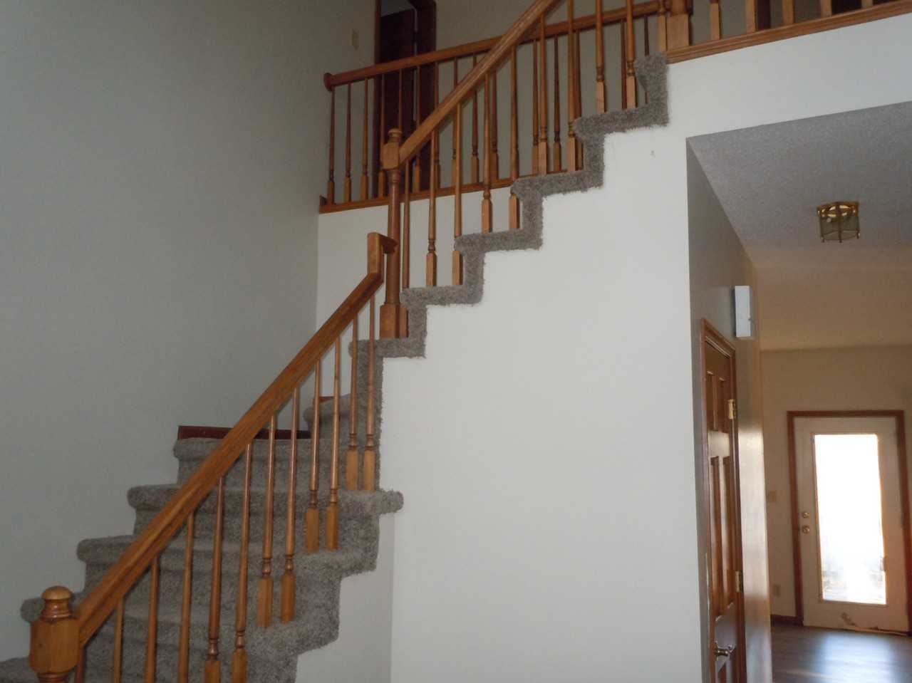 180 Smola Lane - Photo 3 of 39