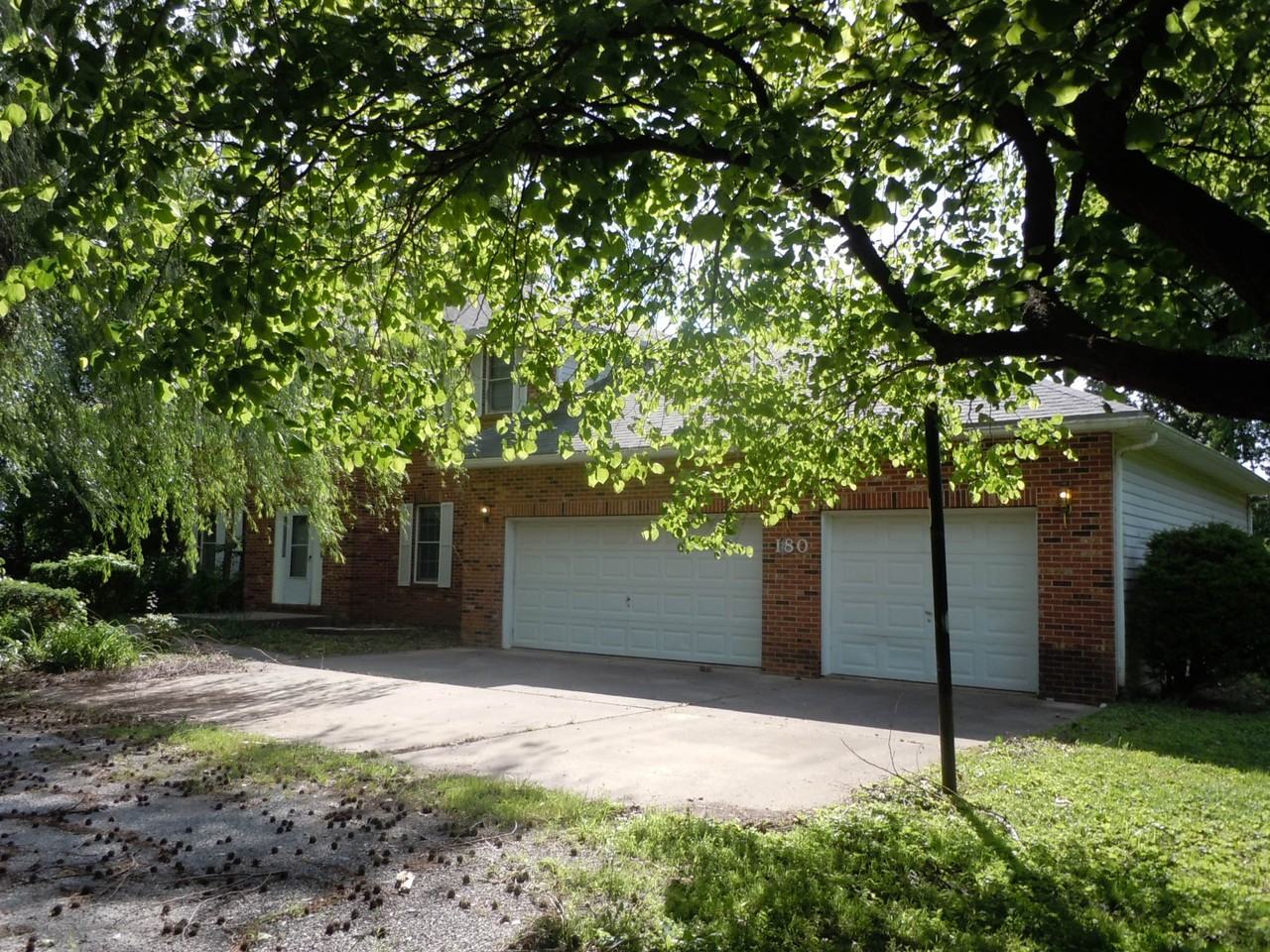 180 Smola Lane - Photo 2 of 39