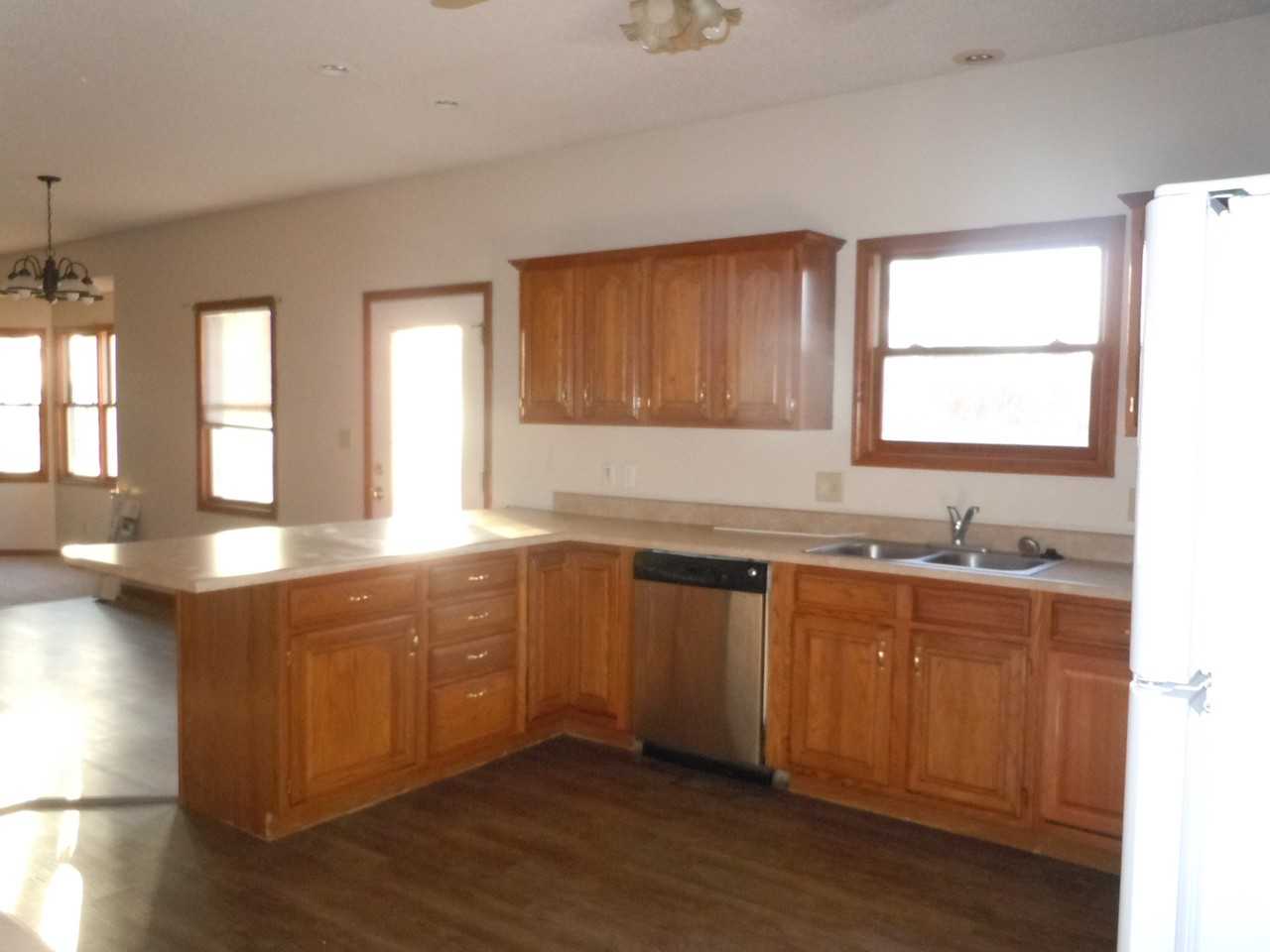 180 Smola Lane - Photo 5 of 39