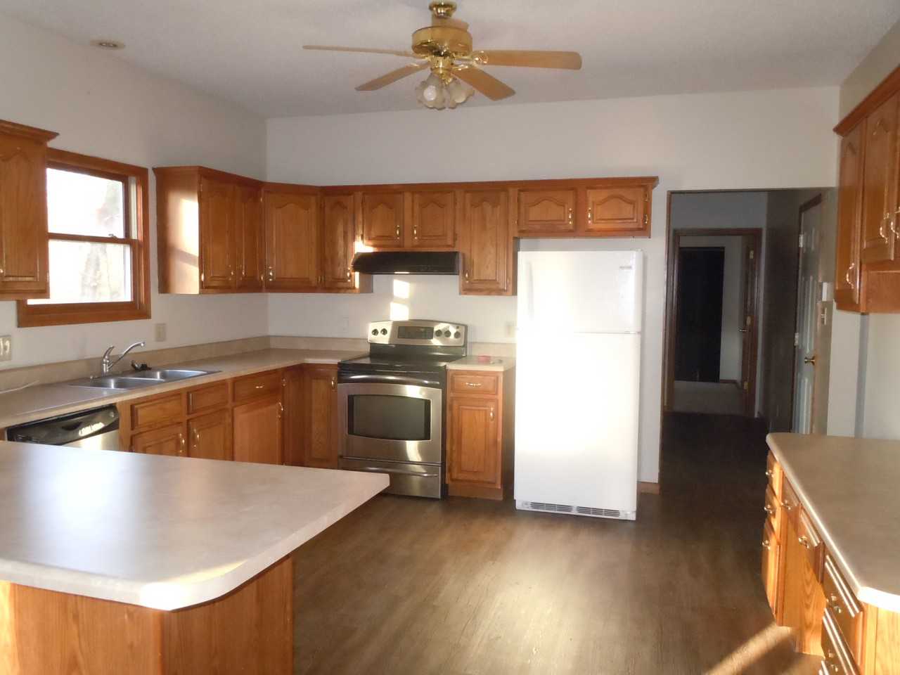 180 Smola Lane - Photo 6 of 39