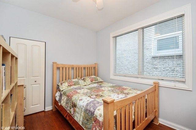 2250 W Chicago Ave #401 - Photo 7 of 8