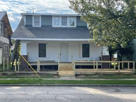 1319 W Kilgore Ave - Photo 1 of 1