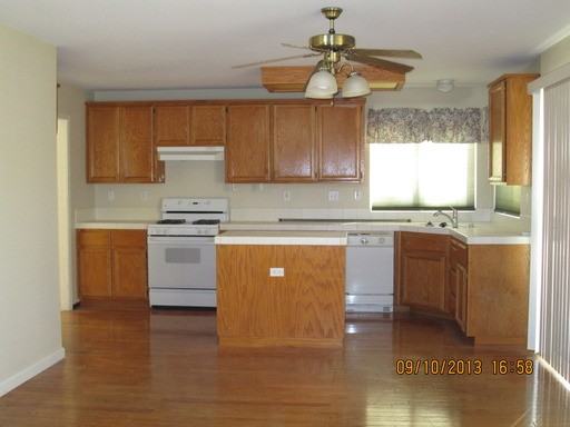 853 Celestine Cir - Photo 2 of 10