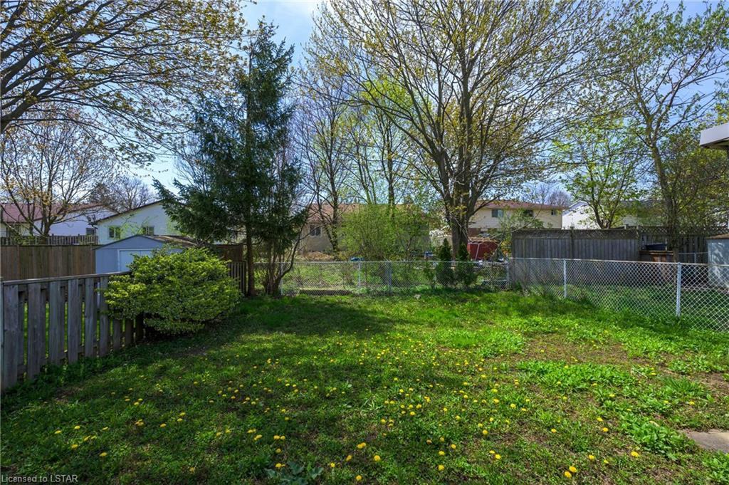 150 Scotchmere Crescent - Photo 4 of 36