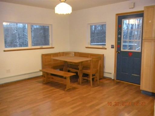 801 Pelican Way - Photo 3 of 9