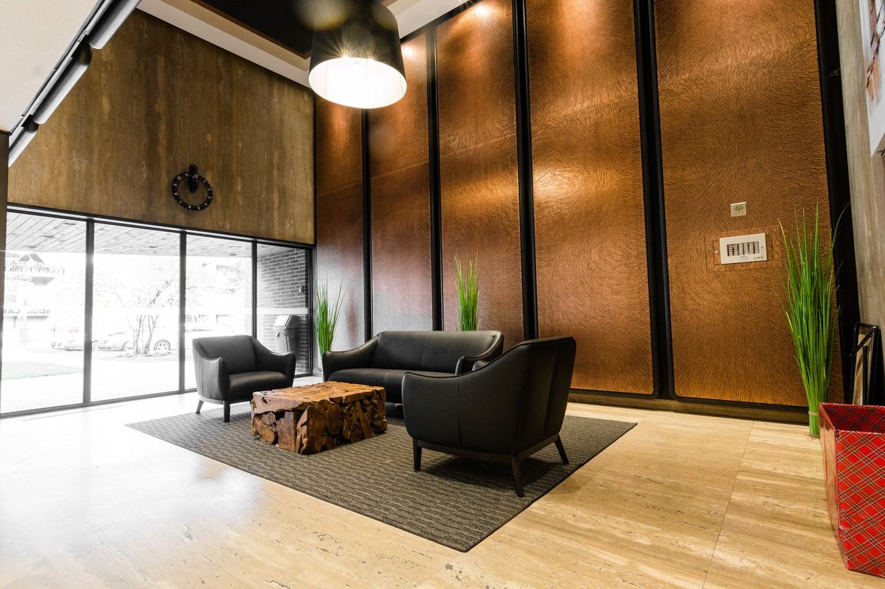 Toulon Sur Mer - Photo 2 of 5