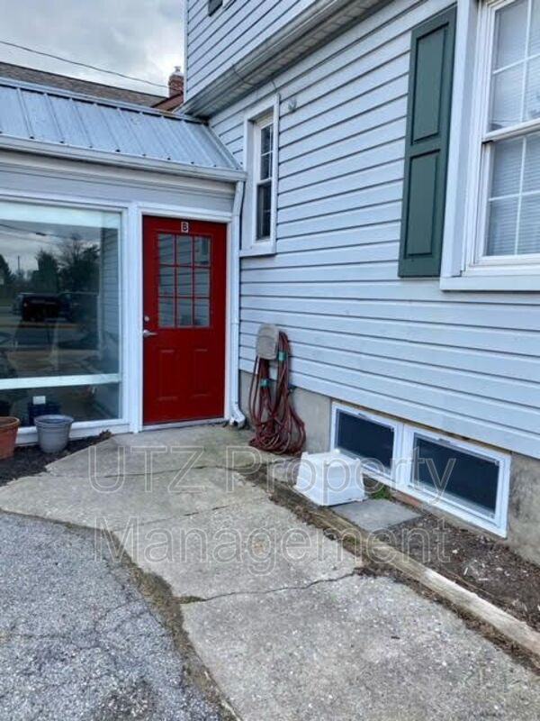 421 Malcolm Dr #B - Photo 2 of 15