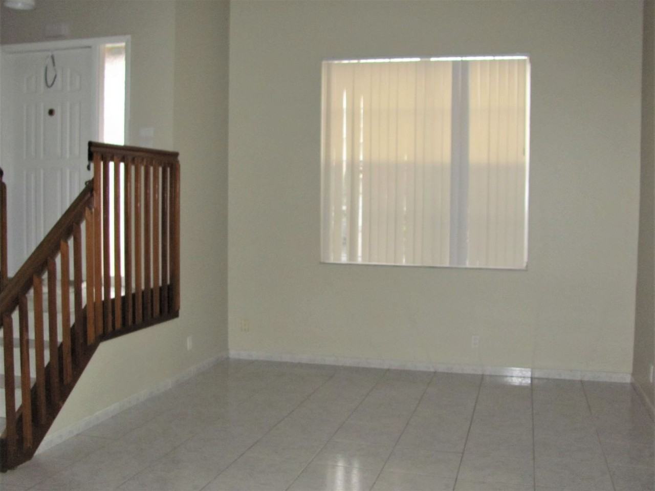 10720 Sw 10th Ct - Photo 3 of 21