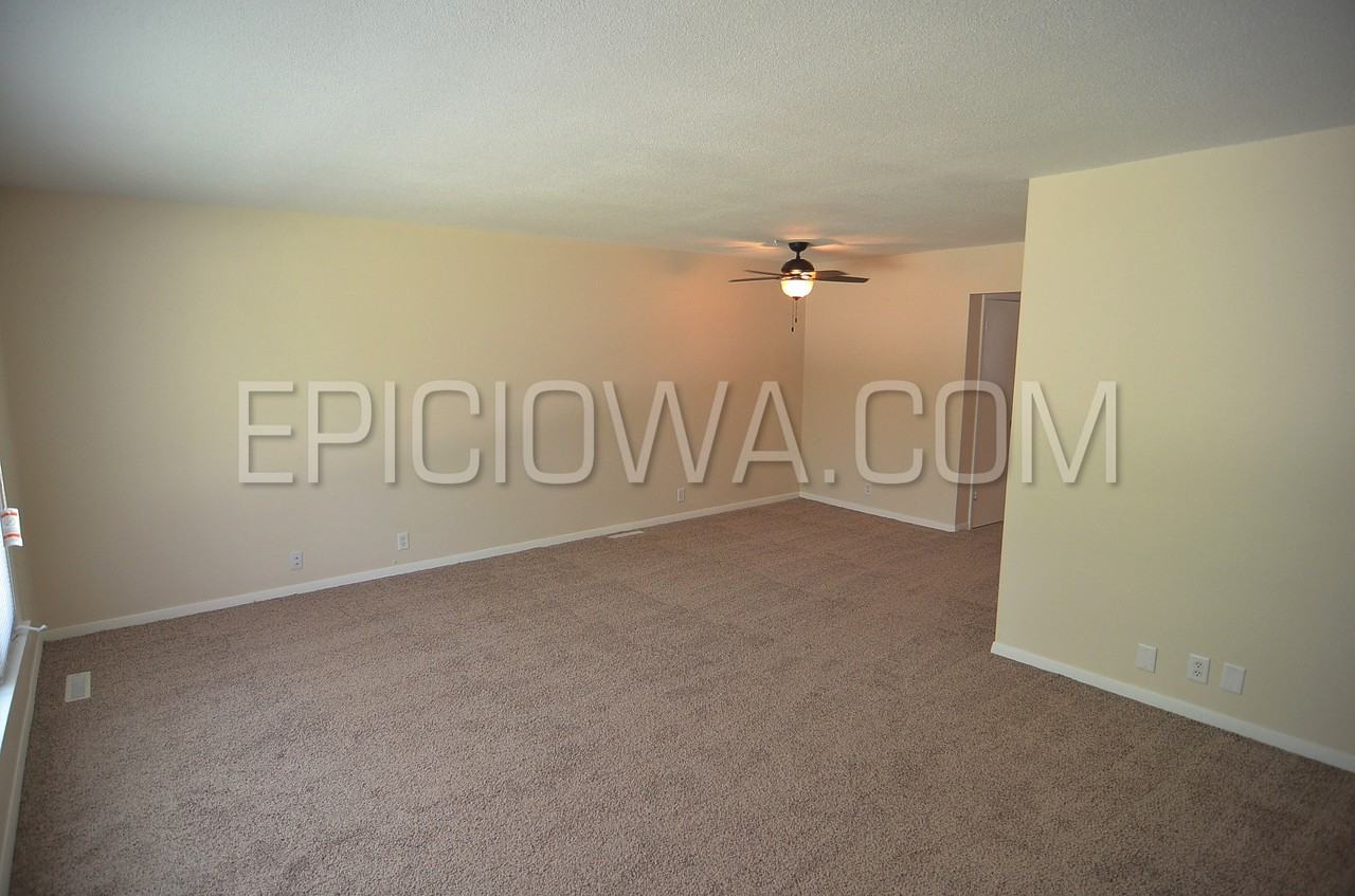 143 Sunrise Dr Nw #1 - Photo 4 of 20