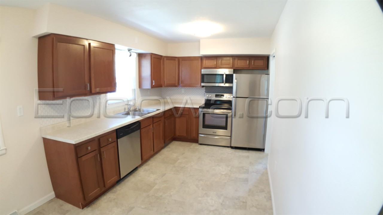 2237 C Ave Nw #1 - Photo 5 of 21