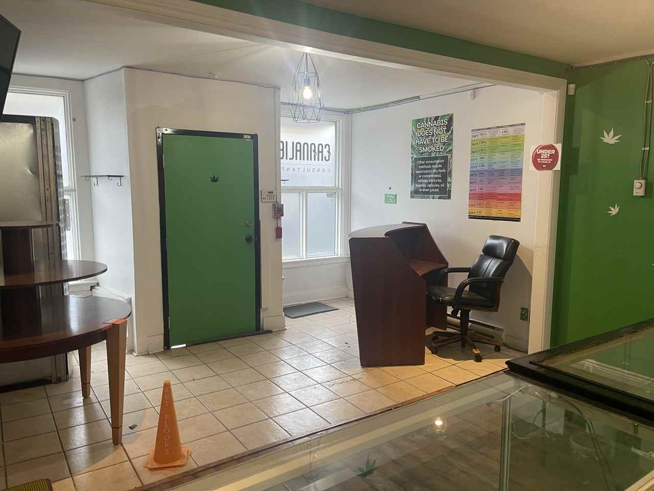 113 Prince Edward St #113 - Photo 3 of 9