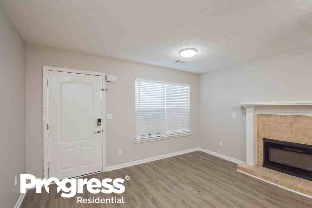 210 Victoria Blvd - Photo 3 of 16