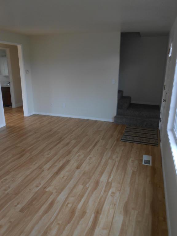 386 30th Ave Se - Photo 6 of 31