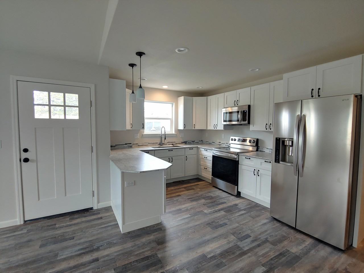 103 West 10th Avenue - Photo 3 of 8