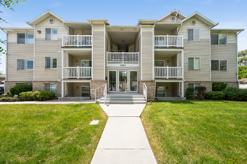 3860 S Mccall St #3C