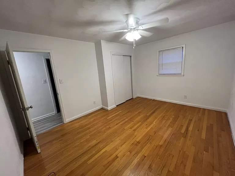 476 Laurel Dr - Photo 3 of 14