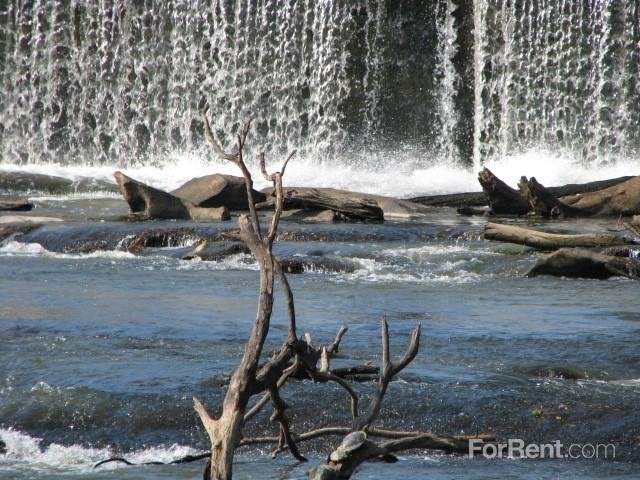Beachwood Park Townhomes - Photo 3 of 33