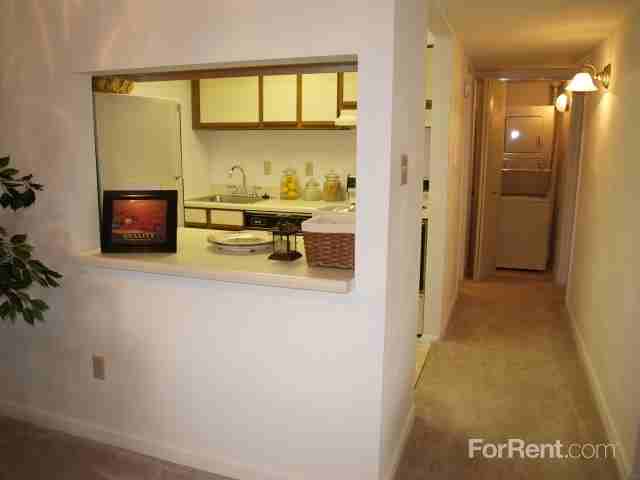 Lakefield Mews Apartments & Townhomes - Photo 2 of 41