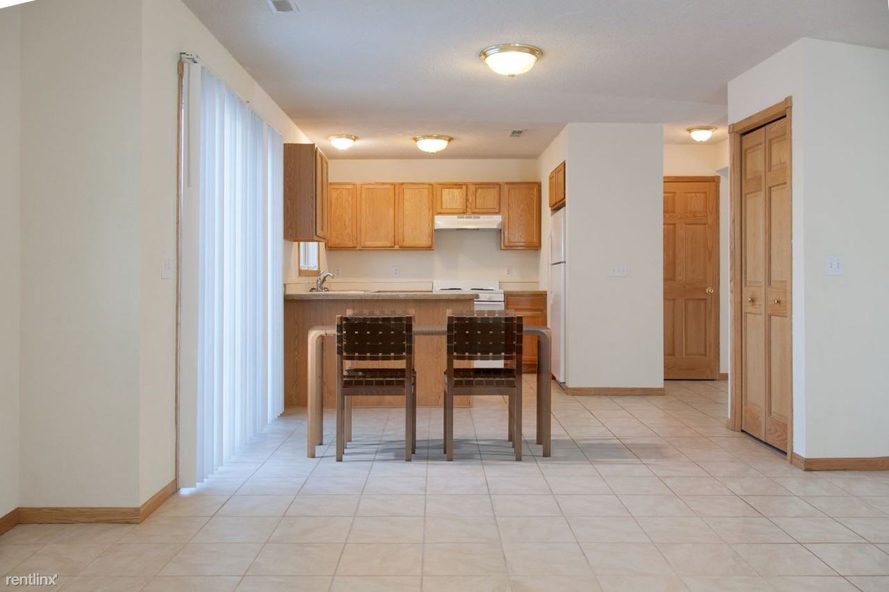 423 15th Ave - Photo 2 of 8