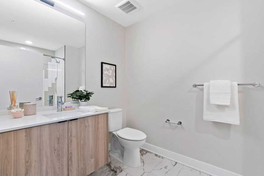 1125 W Van Buren St - Photo 3 of 9