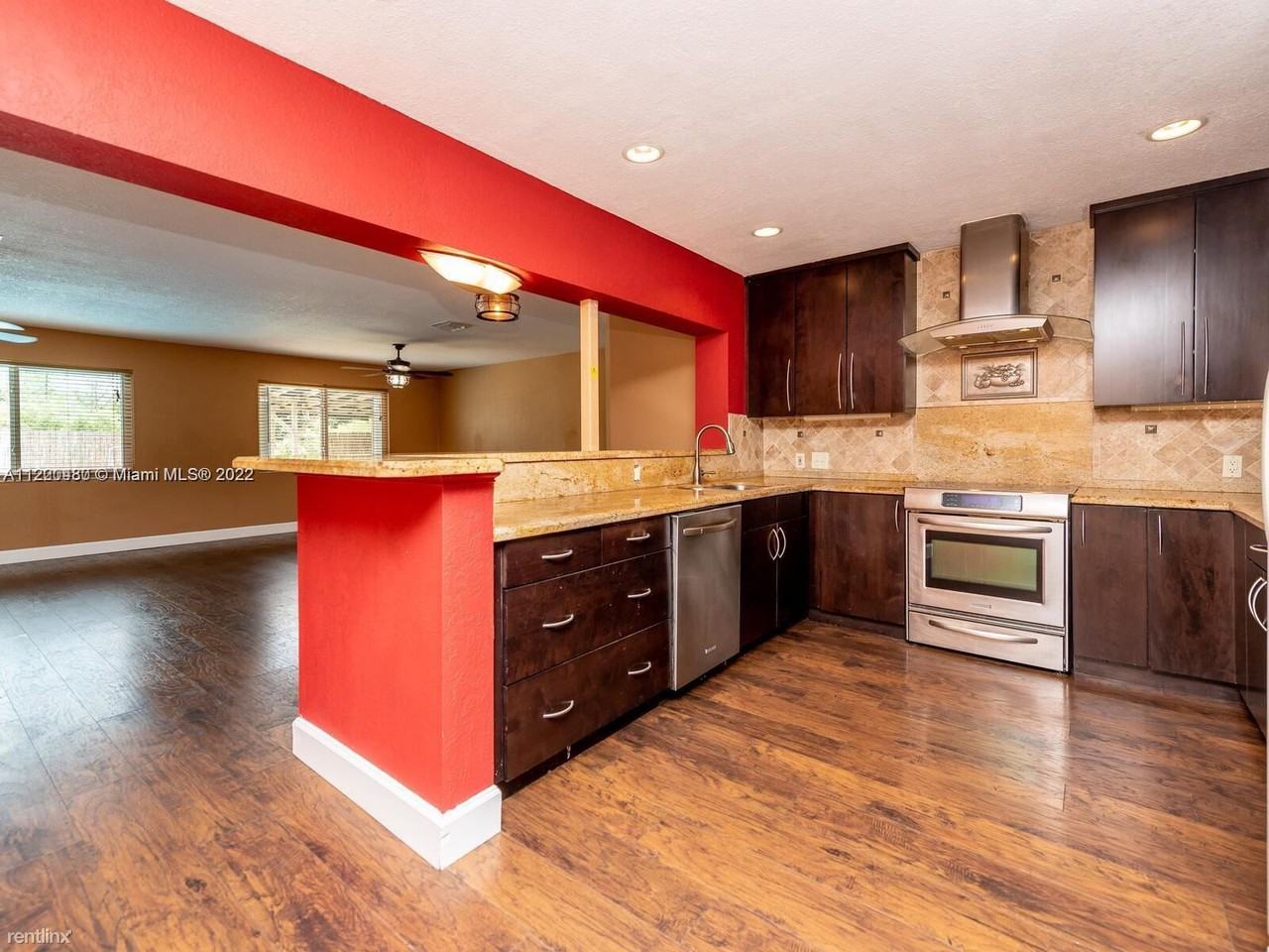 3809 E Shore Rd - Photo 2 of 11