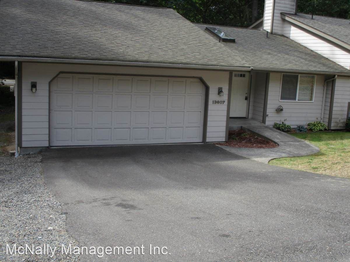 13605/13607 86th Ave NW - Photo 2 of 17