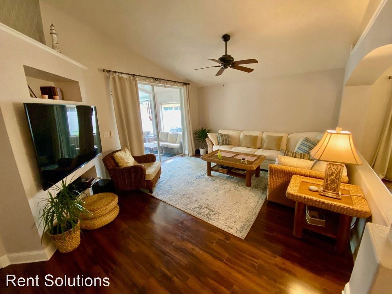 10121 Somersby Dr - Photo 3 of 30