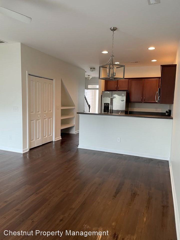 4339 Eleuthera Ln - Photo 2 of 10