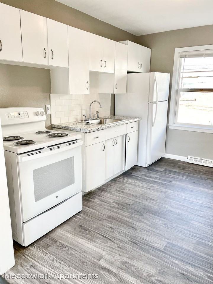 Renovated Family Friendly Apartment Complex with Mature Trees - Photo 3 of 14