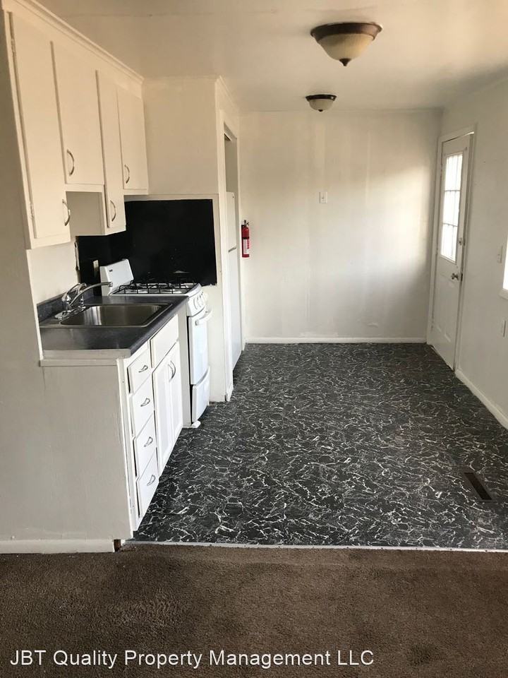 113 West Seneca Street - Photo 2 of 14