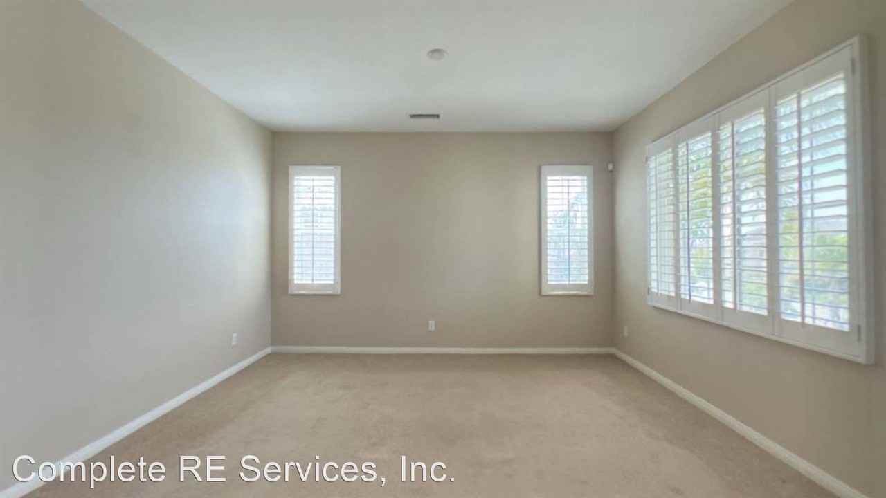 12558 Del Rey Dr - Photo 3 of 12