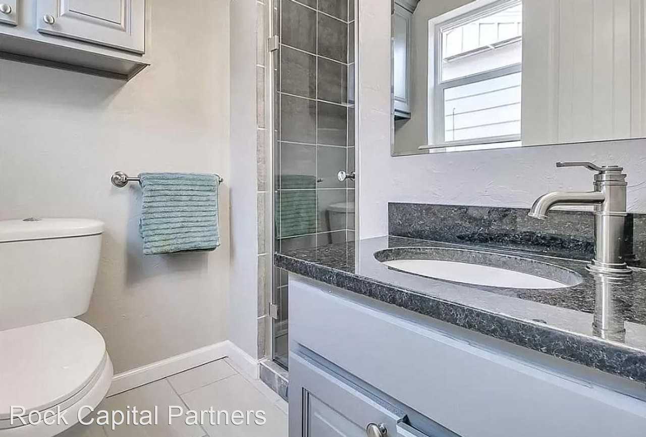 2609 Berkshire Way - Photo 3 of 23