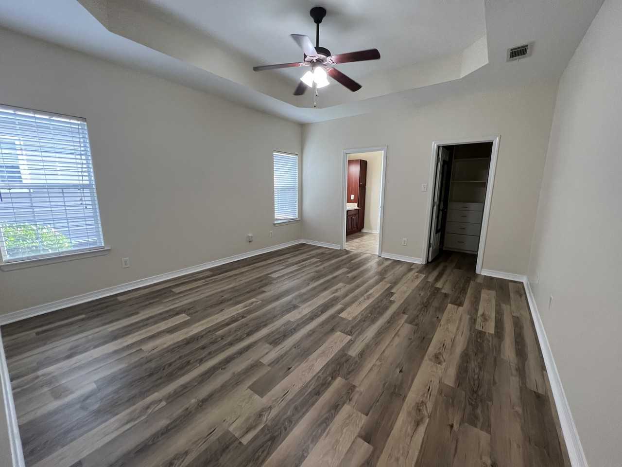29920 Saint Simon St - Photo 6 of 15