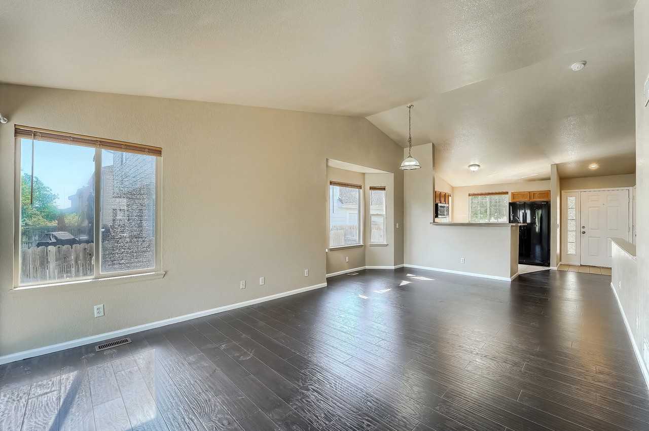 5175 E 119th Pl - Photo 5 of 29