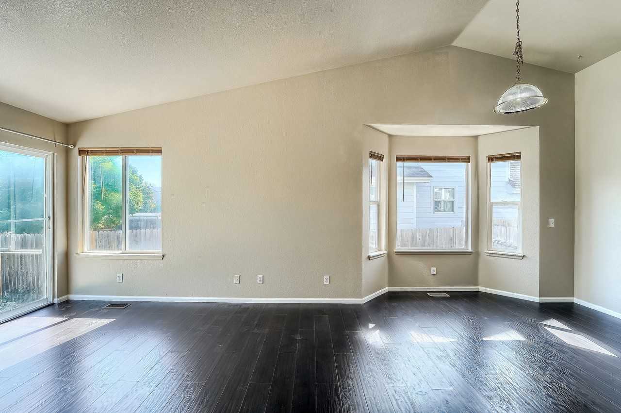 5175 E 119th Pl - Photo 7 of 29