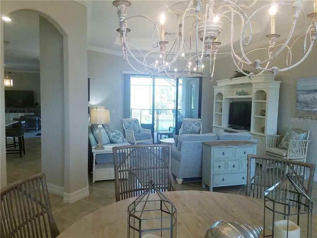 10908 Bullrush Dr - Photo 4 of 42