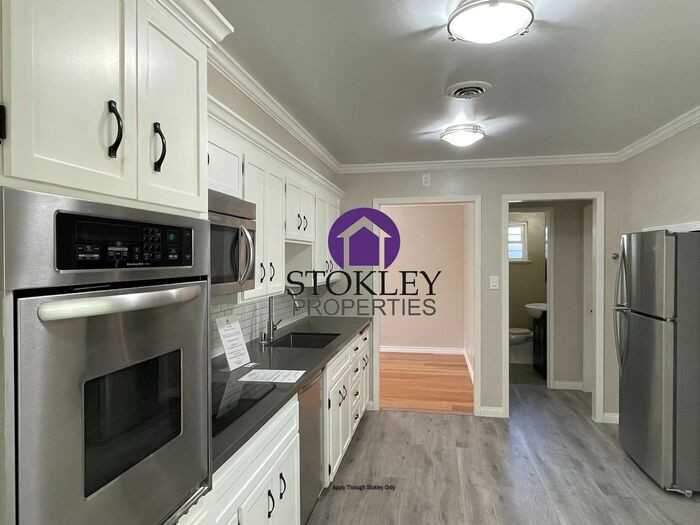 1767 Landana Dr - Photo 2 of 10