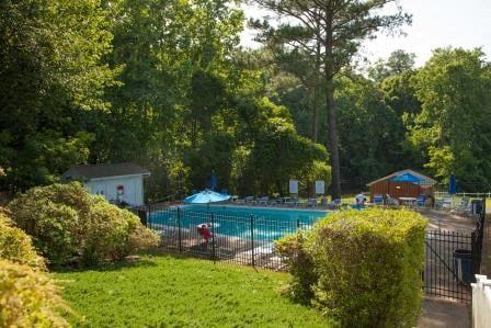 Colonial Pines - Photo 6 of 18