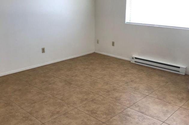 2711 North Fair Oaks Avenue - Photo 2 of 5