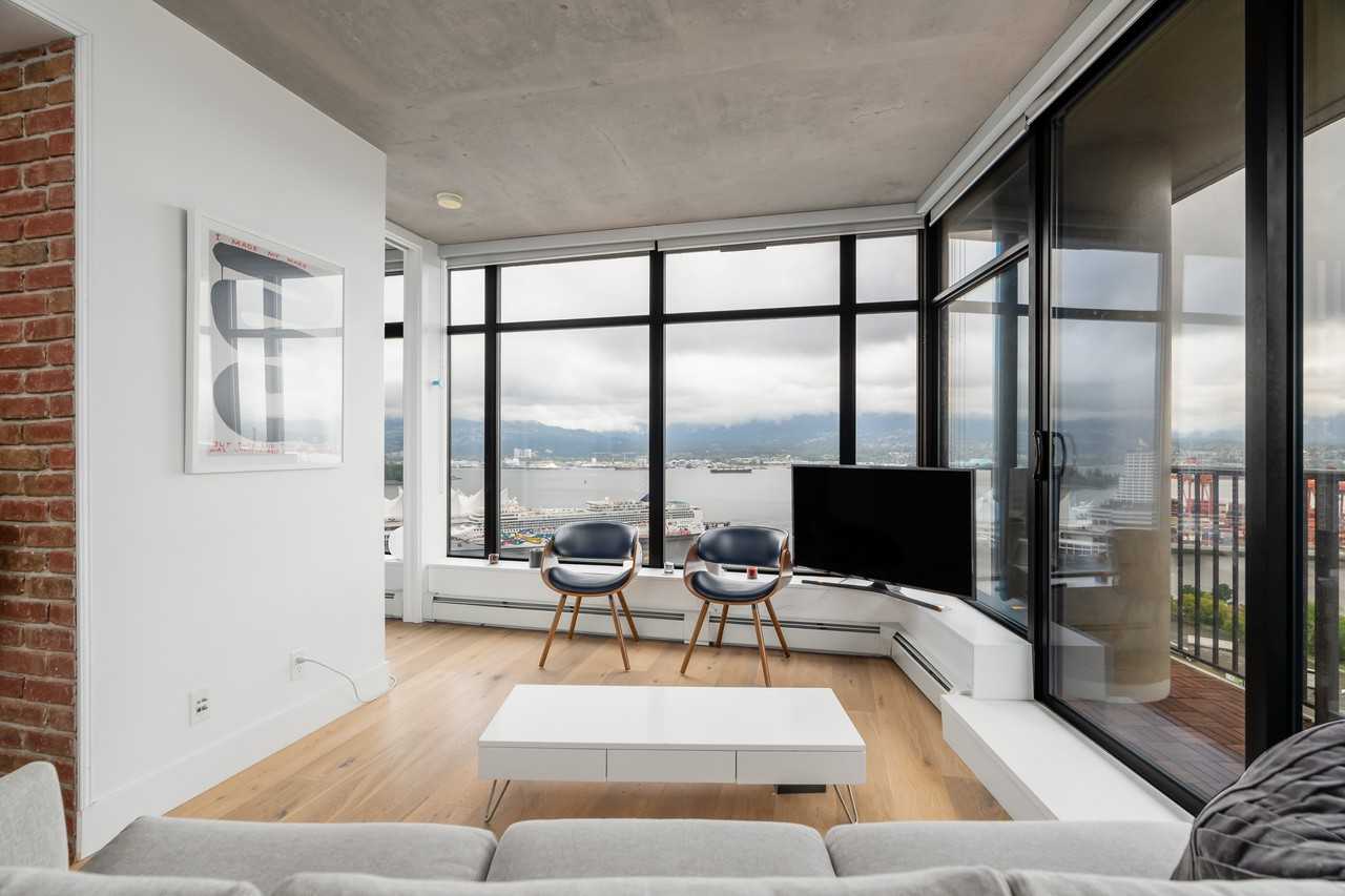 128 West Cordova Street #3303