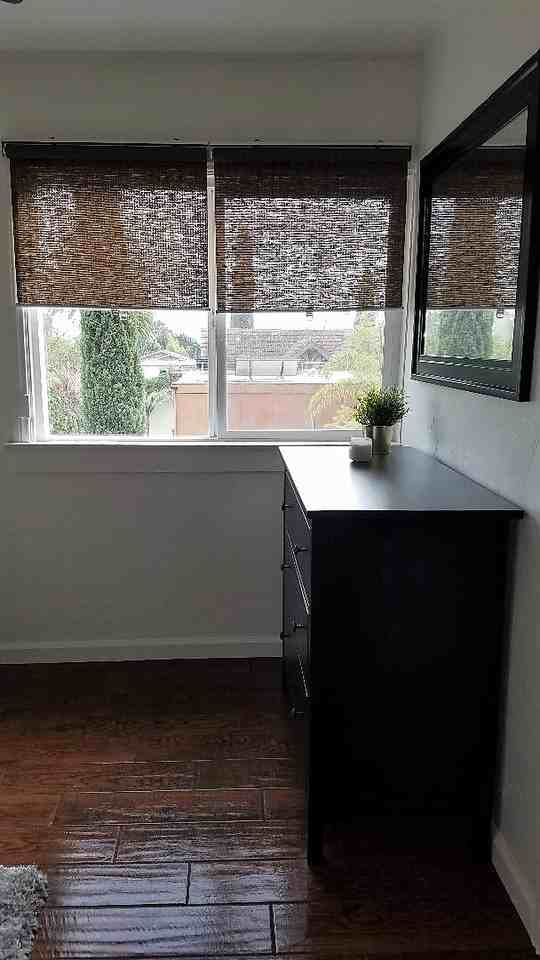 2853 Hawthorn St - Photo 5 of 32