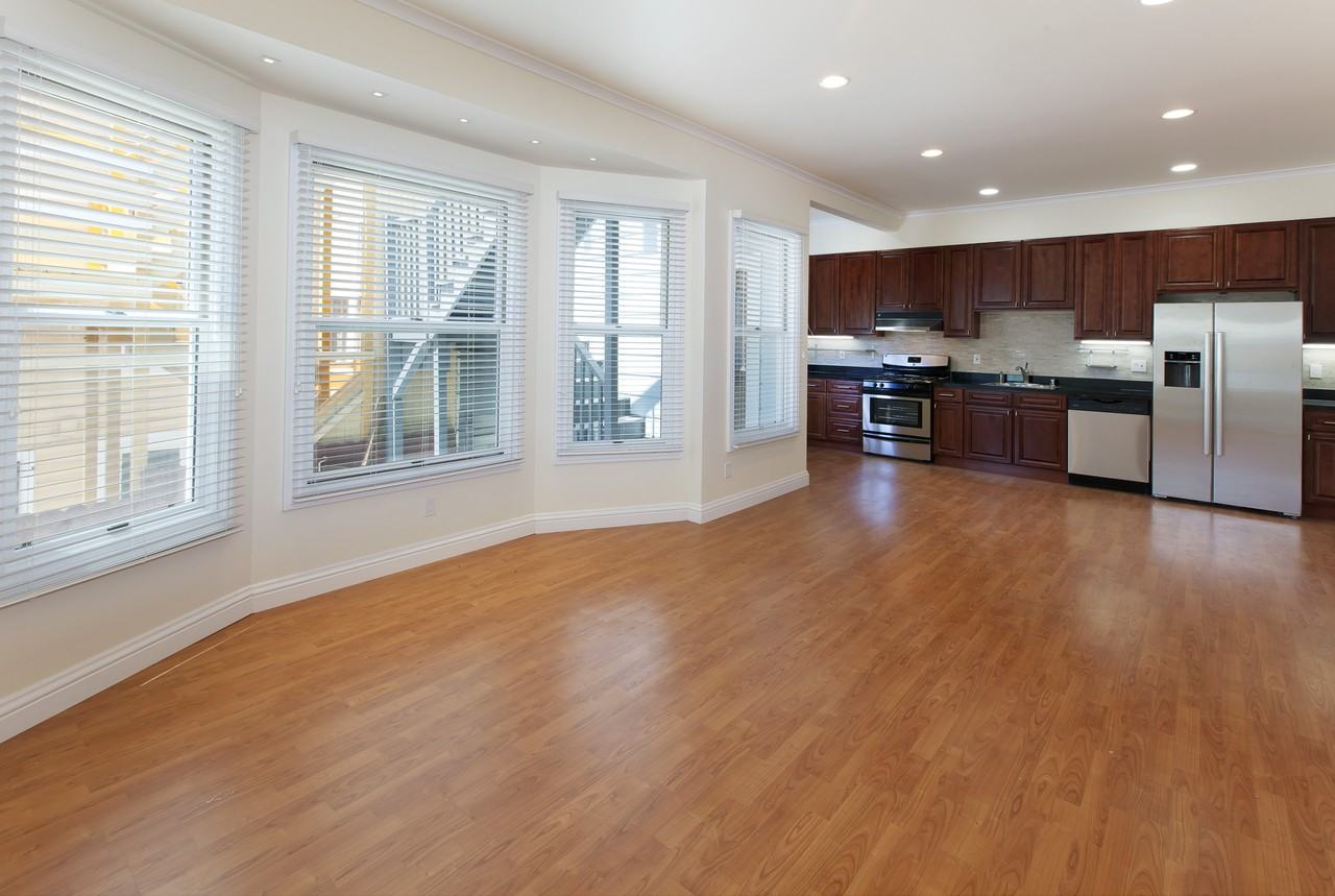 3124 25th Street - Photo 3 of 7