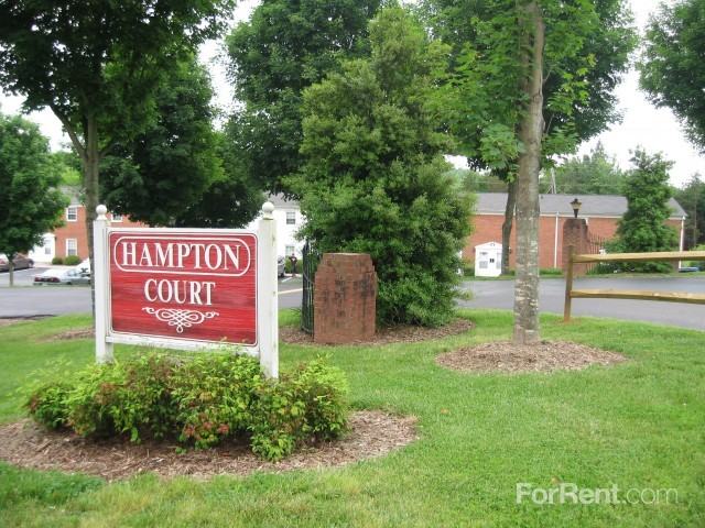 Hampton Court I and II - Photo 2 of 29