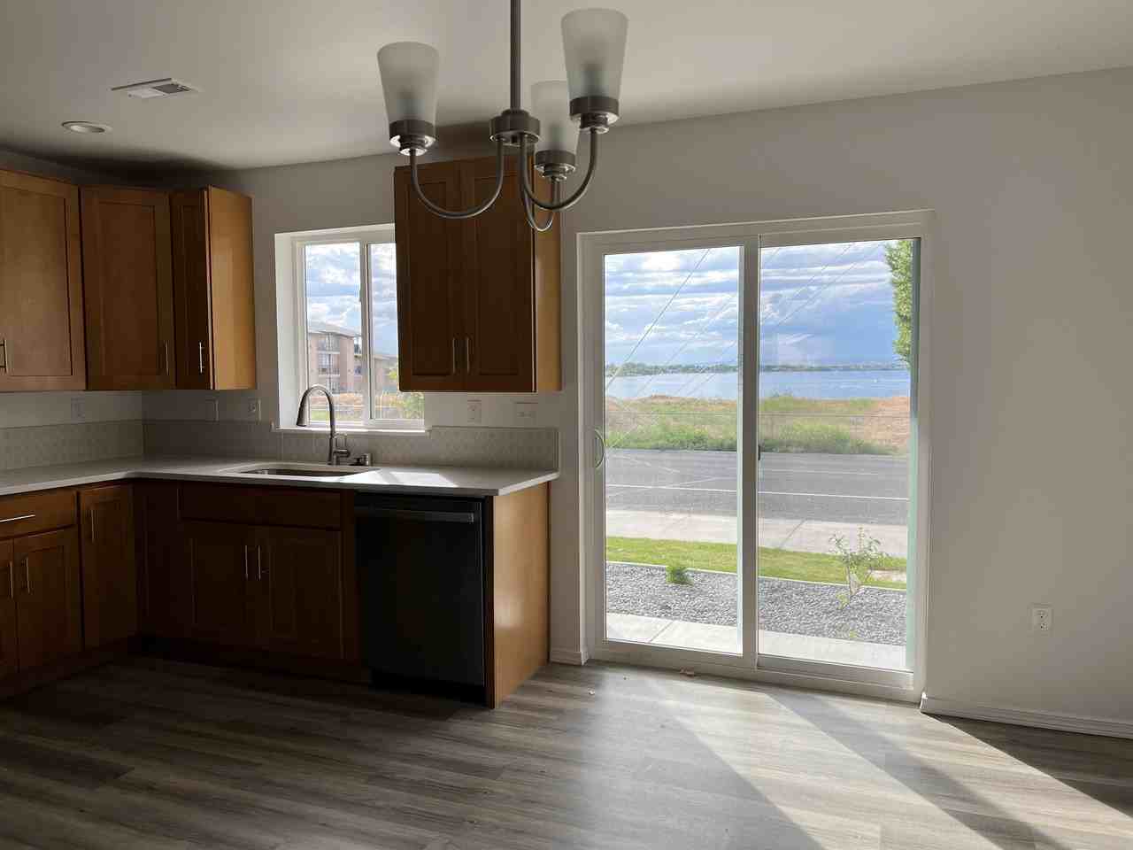 2821 W Marina Dr #5 - Photo 5 of 30