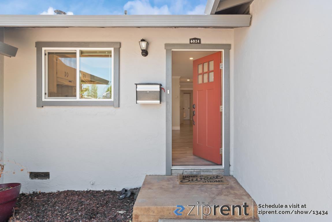 6024 Pineland Ave - Photo 3 of 22