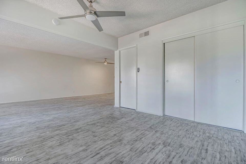 1855 E Tachevah Dr - Photo 2 of 8