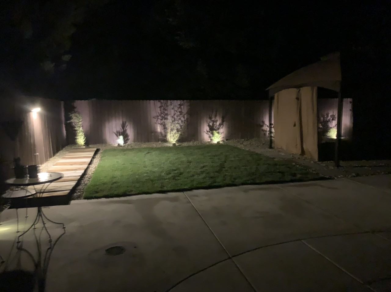 323 Ladrillos Way - Photo 2 of 7