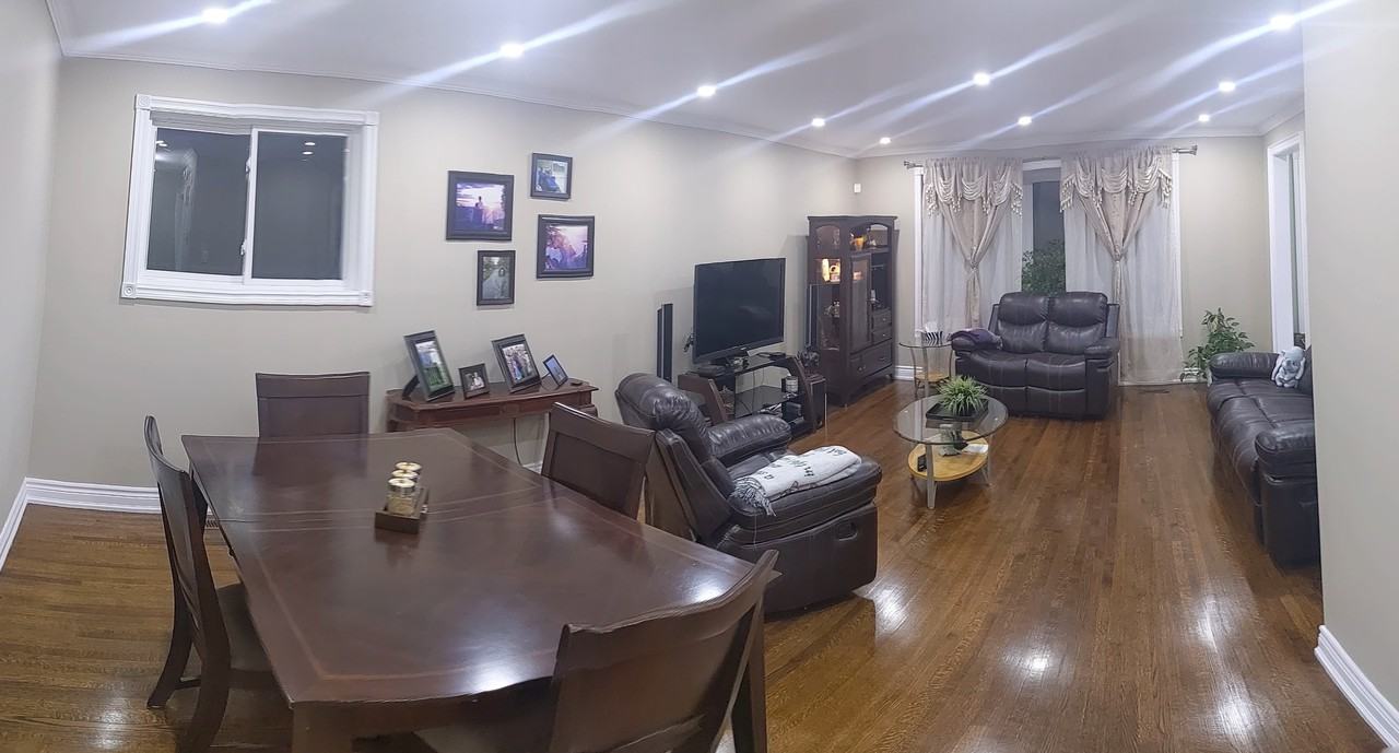 10 Norfield Crescent - Photo 2 of 8